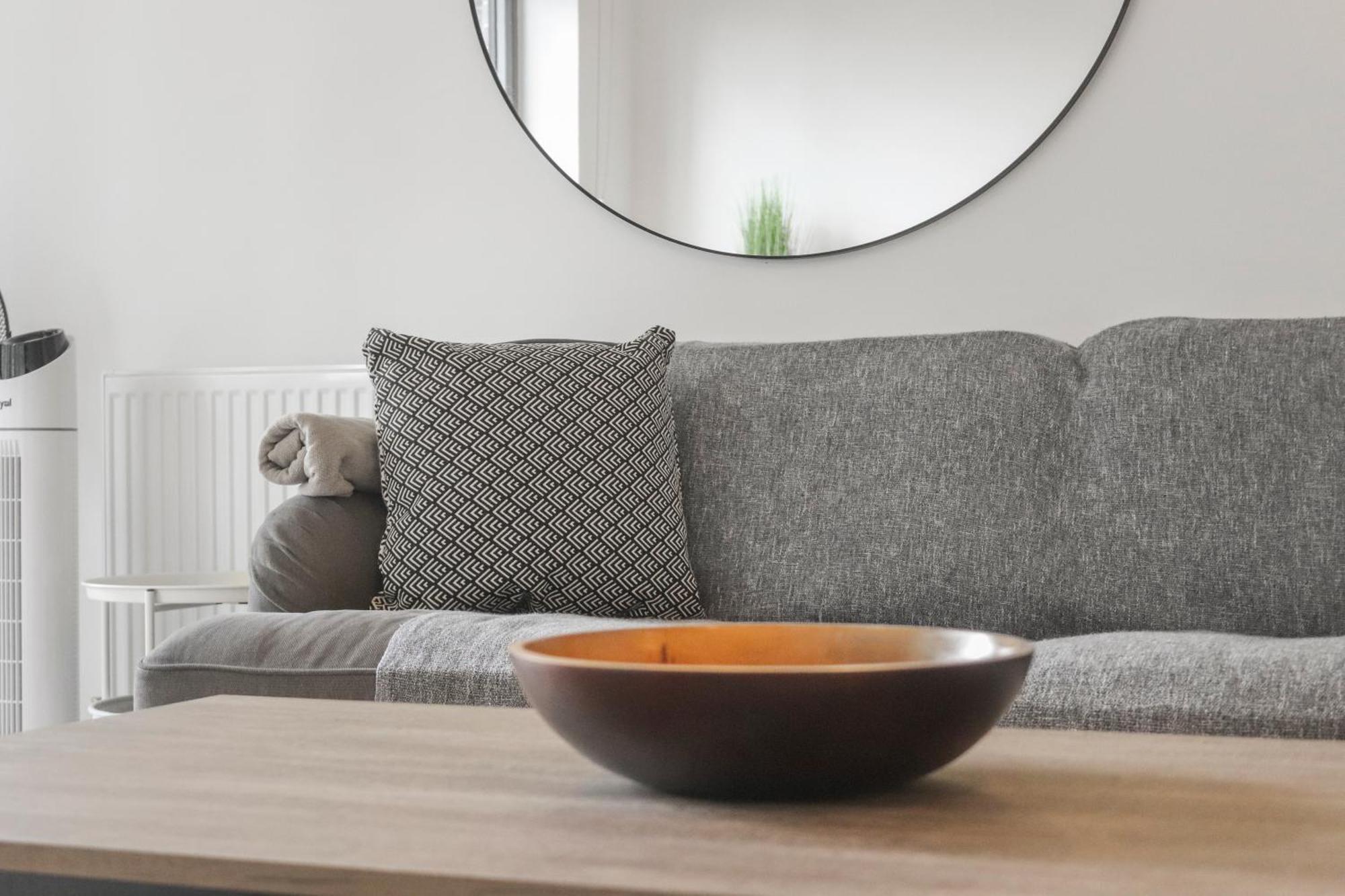 Centrally Located - Modern - 2Bed - 2Bath Apartment ลอนดอน ภายนอก รูปภาพ